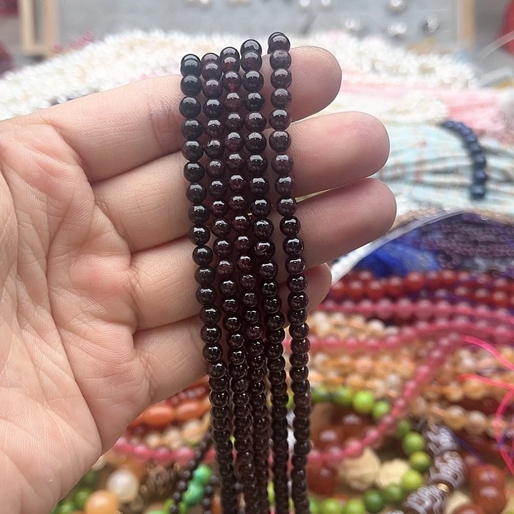 玛瑙/玉髓珠宝半成品未镶嵌一条4.5mm左右石榴石珠