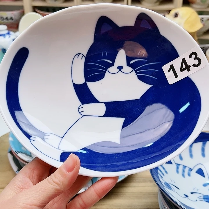 1555888988988658685885