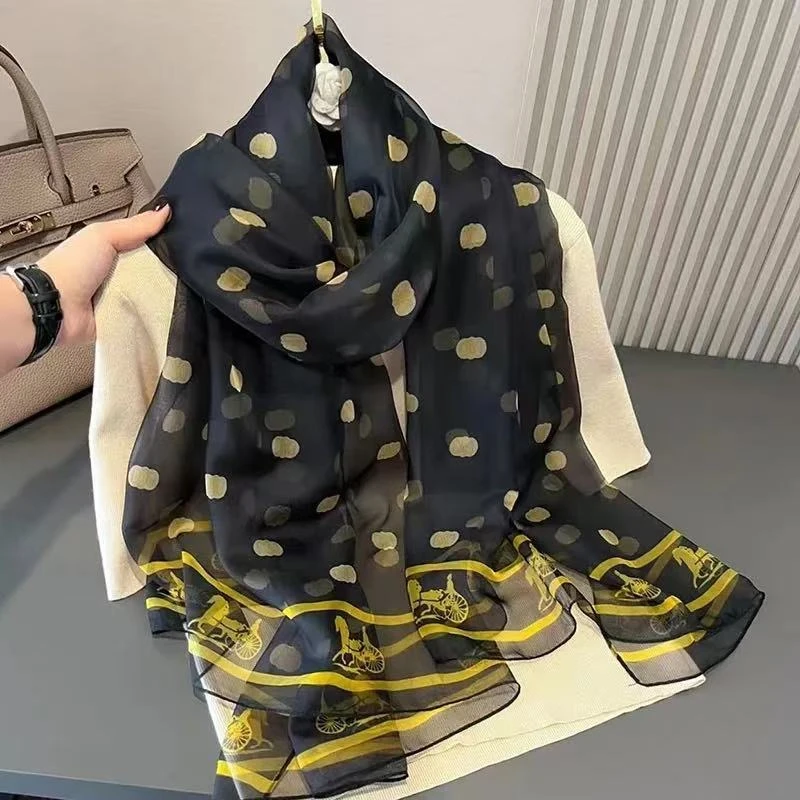 S19 大波点180*120 女士围巾披肩多功能包头旅游拍照防晒时尚纱巾