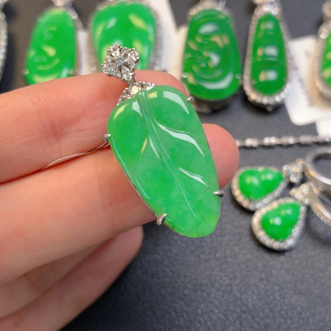 翡翠银S925镶嵌吊坠(不含链)