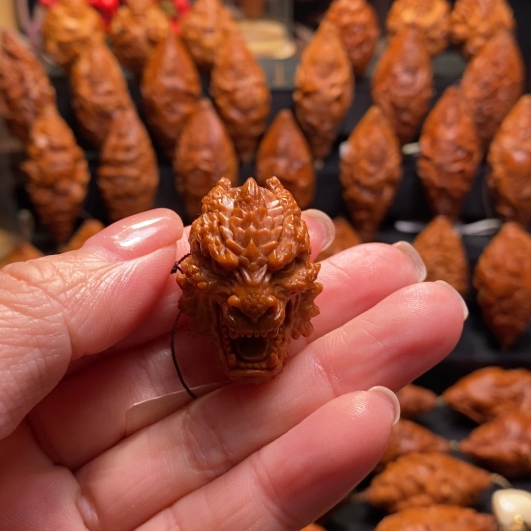 龙***神橄榄核手串/手链龙三通