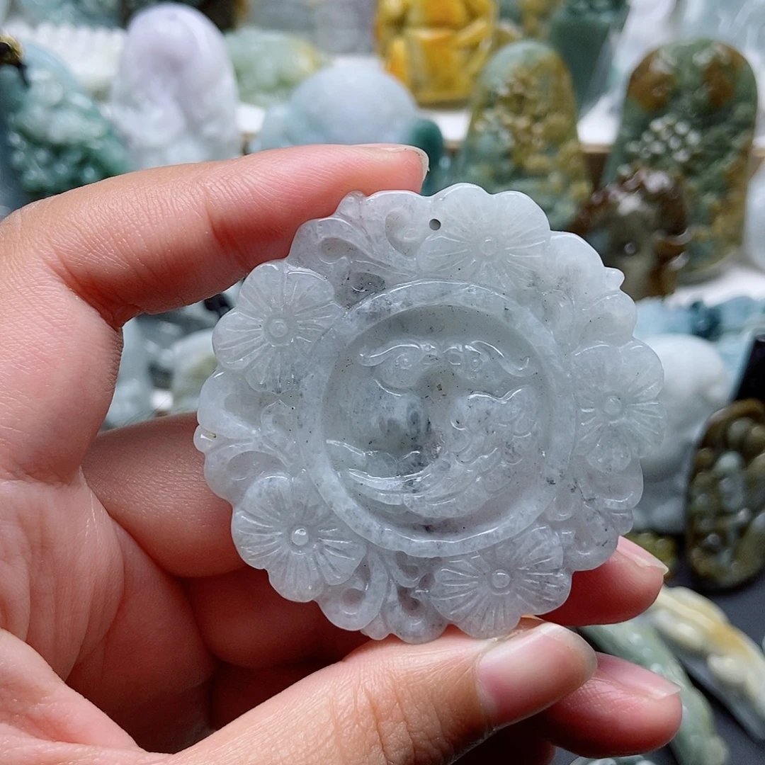 翡翠未镶嵌颈饰翡翠
