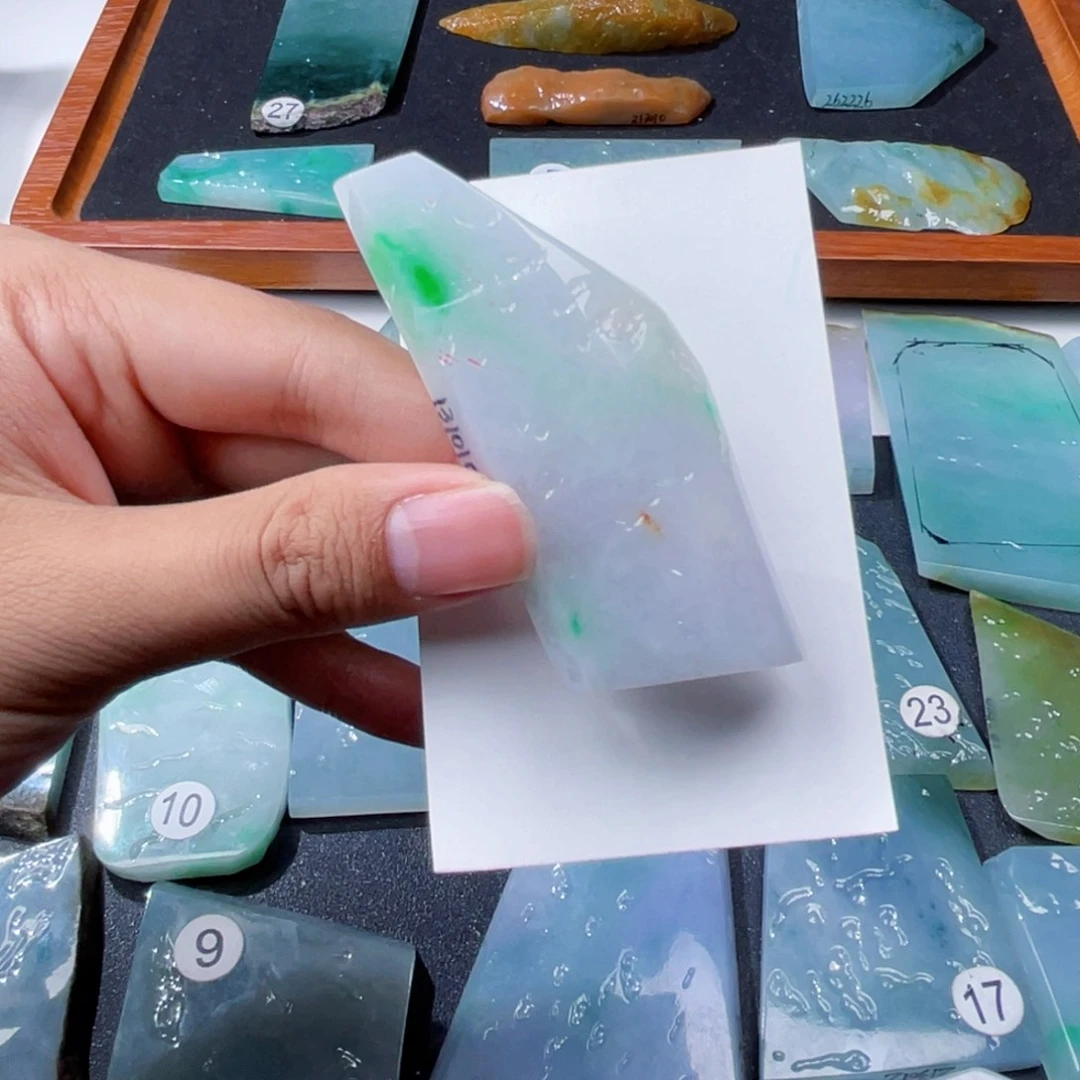 定制翡翠未镶嵌牌子料