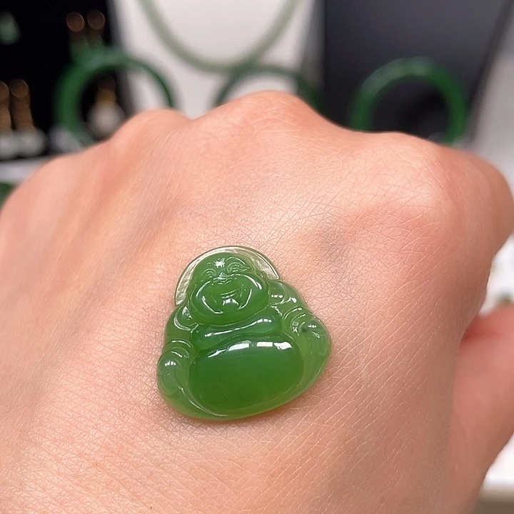 和田玉（碧玉）颈饰未镶嵌