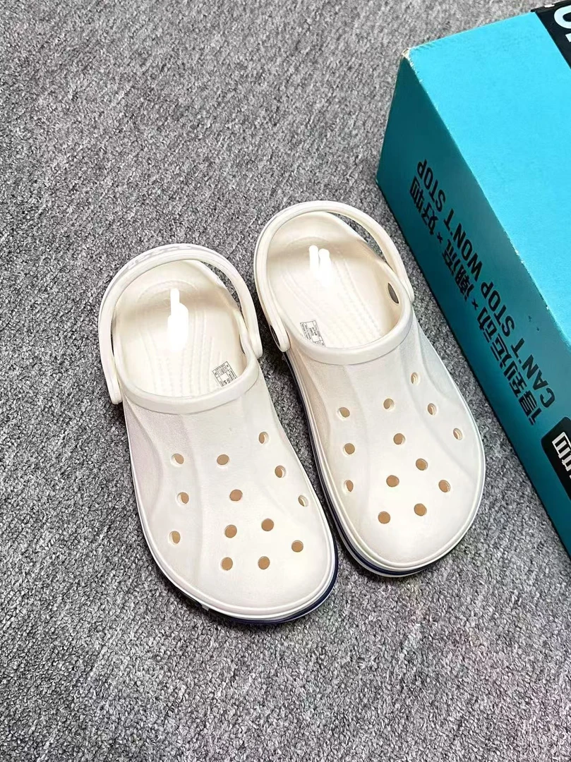 贝YA 洞洞鞋百搭 凉鞋透气 沙滩鞋夏季包头明星同款