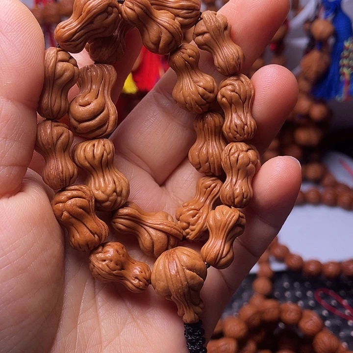 桃核吊坠龙纹桃枭