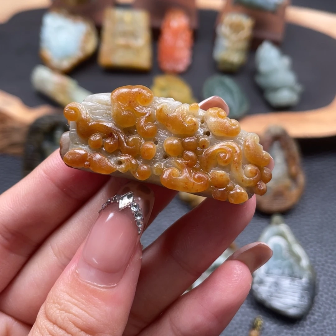 定制翡翠未镶嵌翡翠