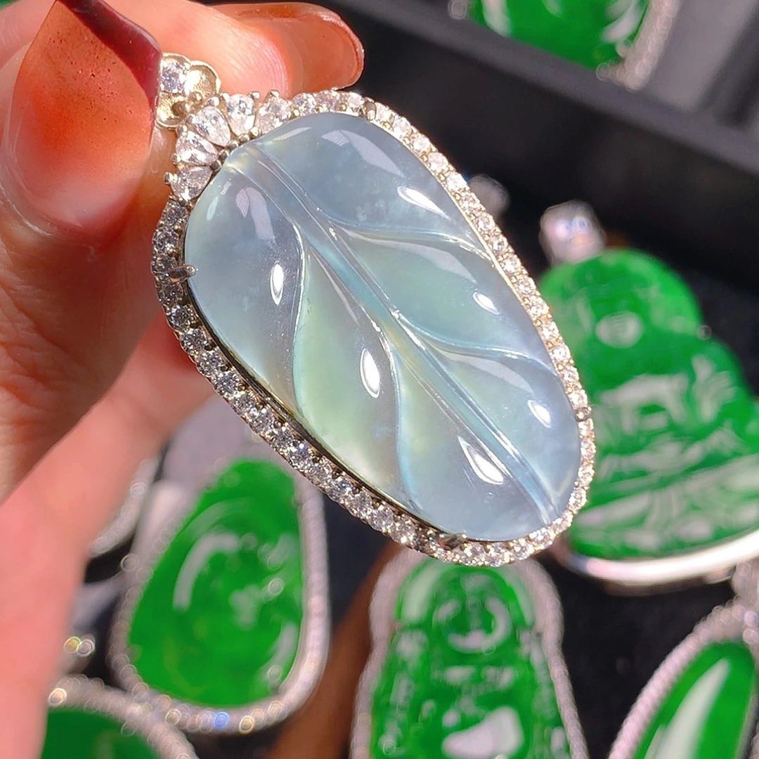 翡翠吊坠(不含链)未镶嵌