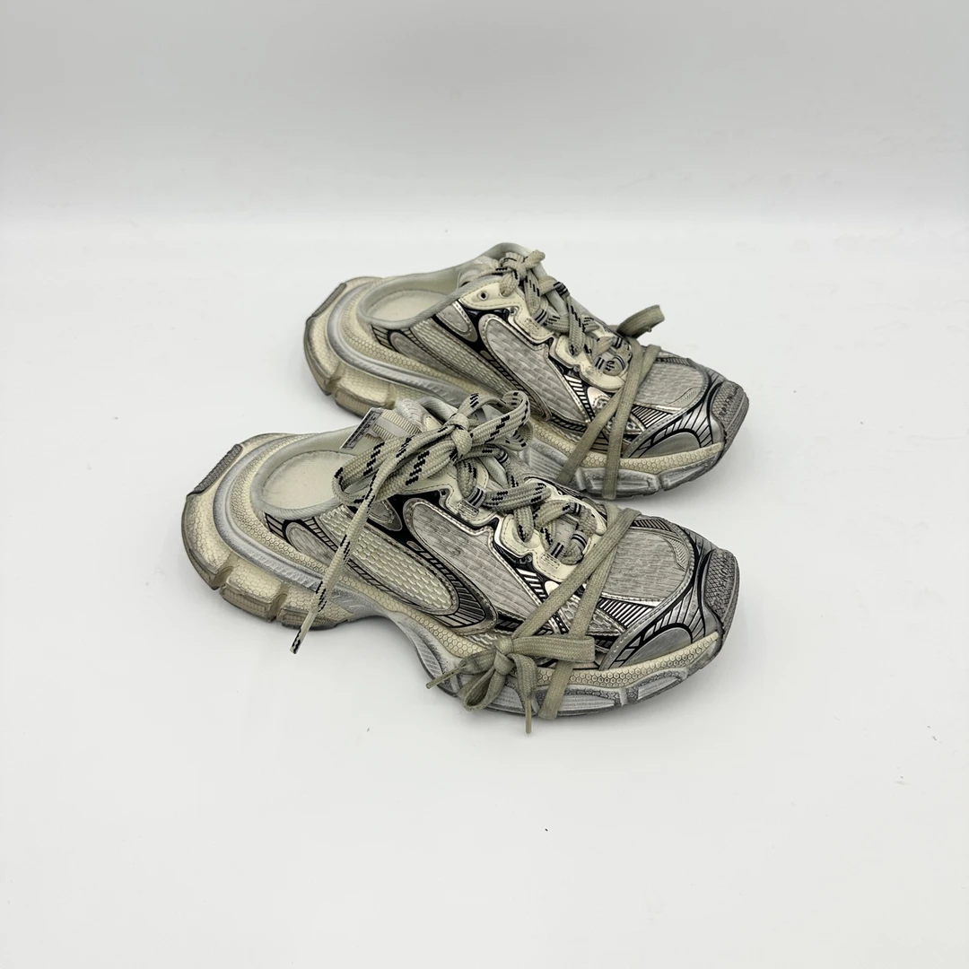 99新 Balenciaga/巴黎世家 37码做旧白灰银3XL穆勒鞋/99新/pp0572