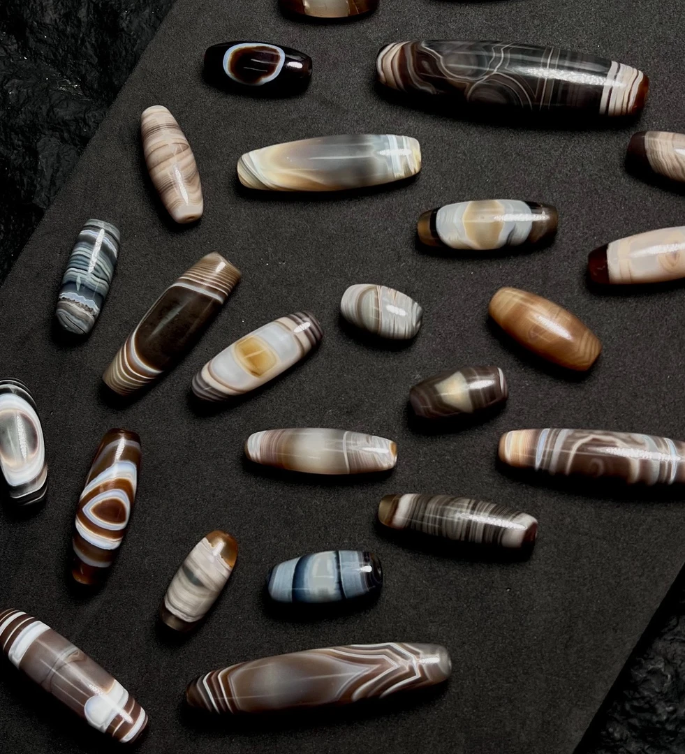 [精品]天然缠丝玛瑙天珠仿古单颗