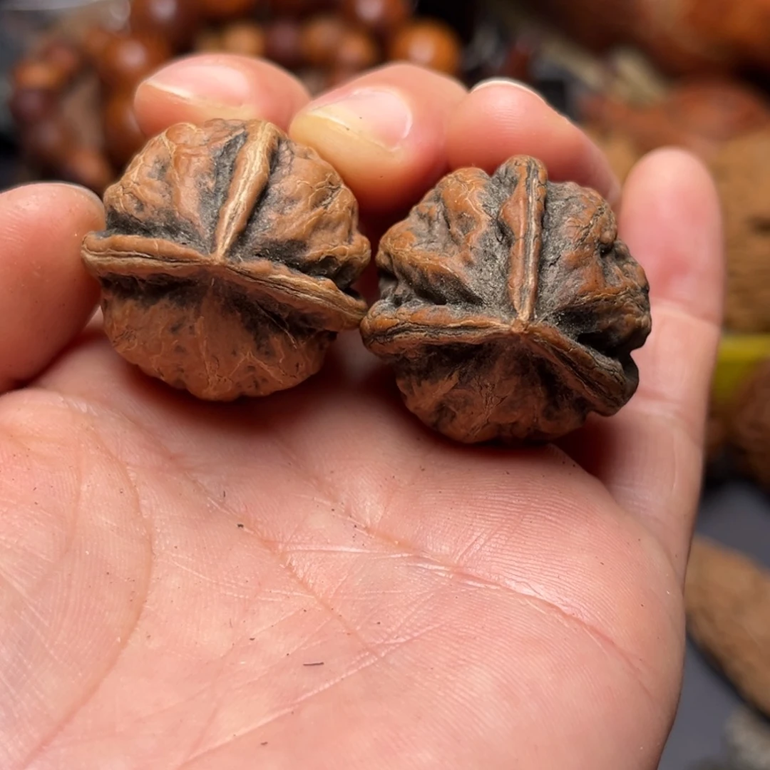 手串文玩核桃瑕疵40