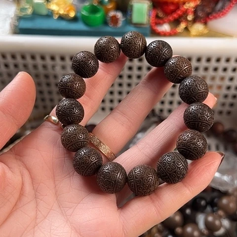 滴血莲花菩提手串