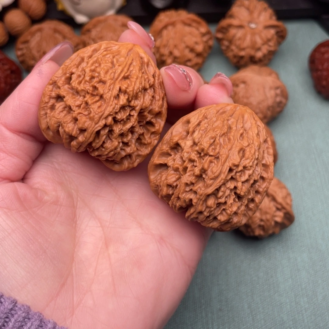 文玩核桃把件高炮南疆石41尺45.3克