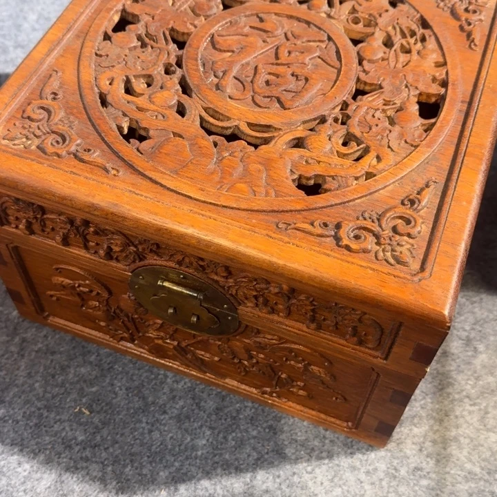 贡木箱的的的的的的