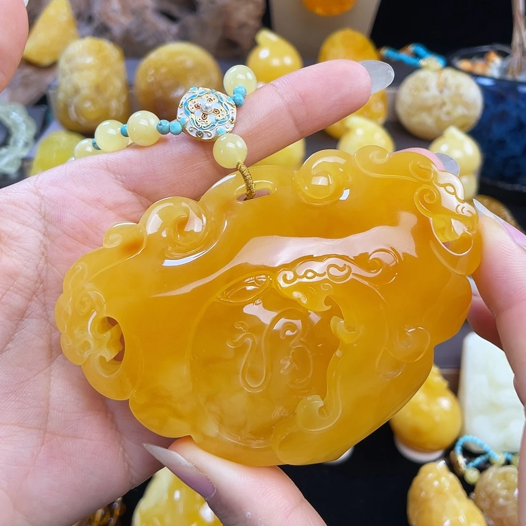 琥珀未镶嵌珠宝奇石