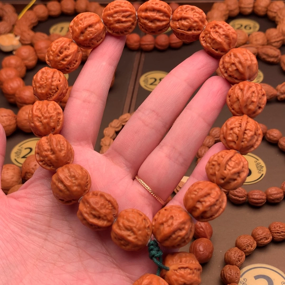 小***里手串文玩核桃核桃