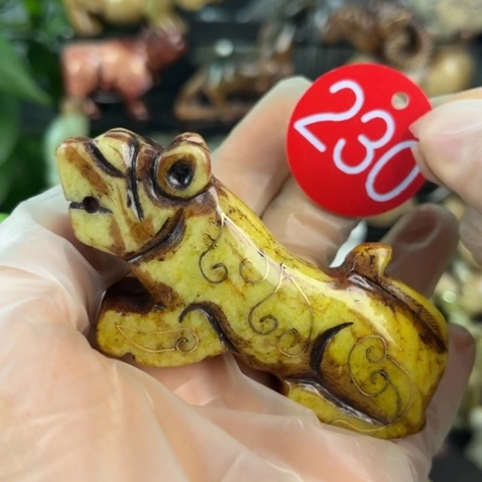 和田玉挂件未镶嵌