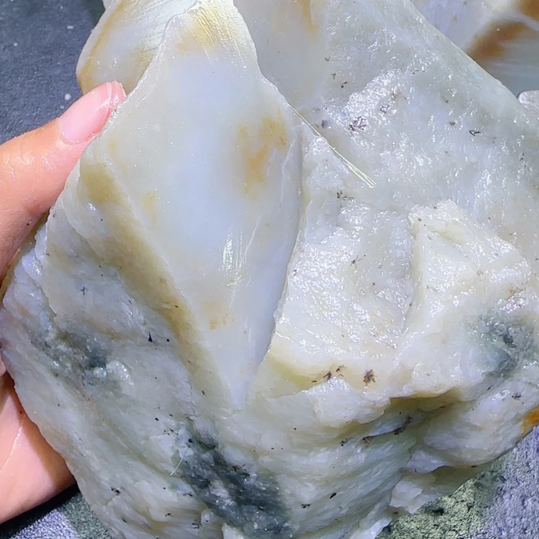 5***6和田玉未镶嵌珠宝半成品