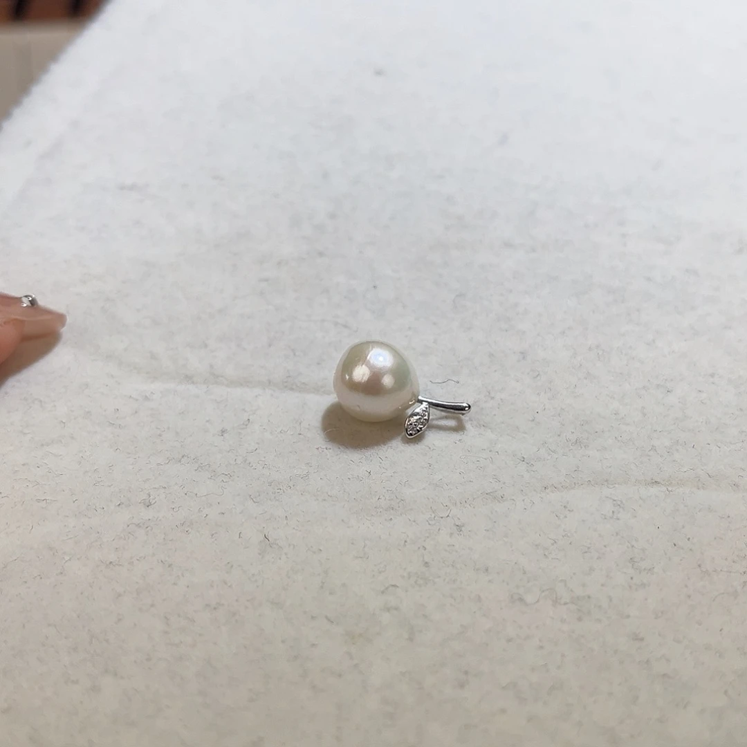 银S925镶嵌淡水珍珠颈饰