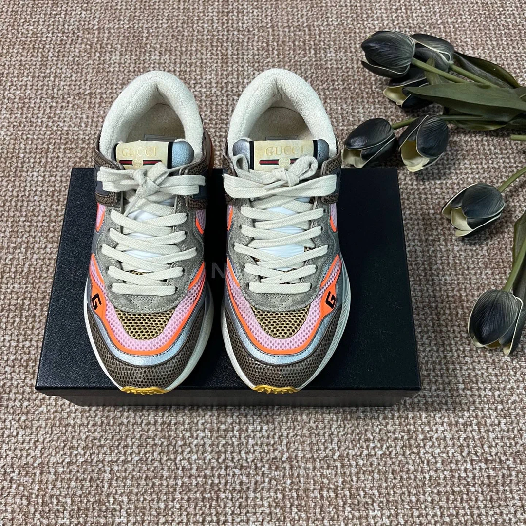 99新 GUCCI/古驰 A9421 Gucci 平底鞋 36码 98新