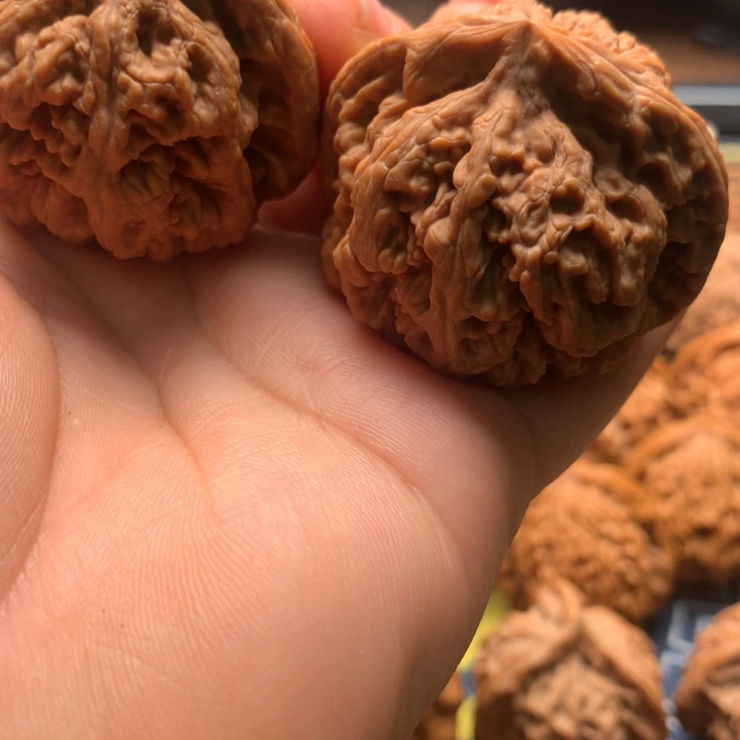 【闪购商品】把件文玩核桃北***机粗筋43