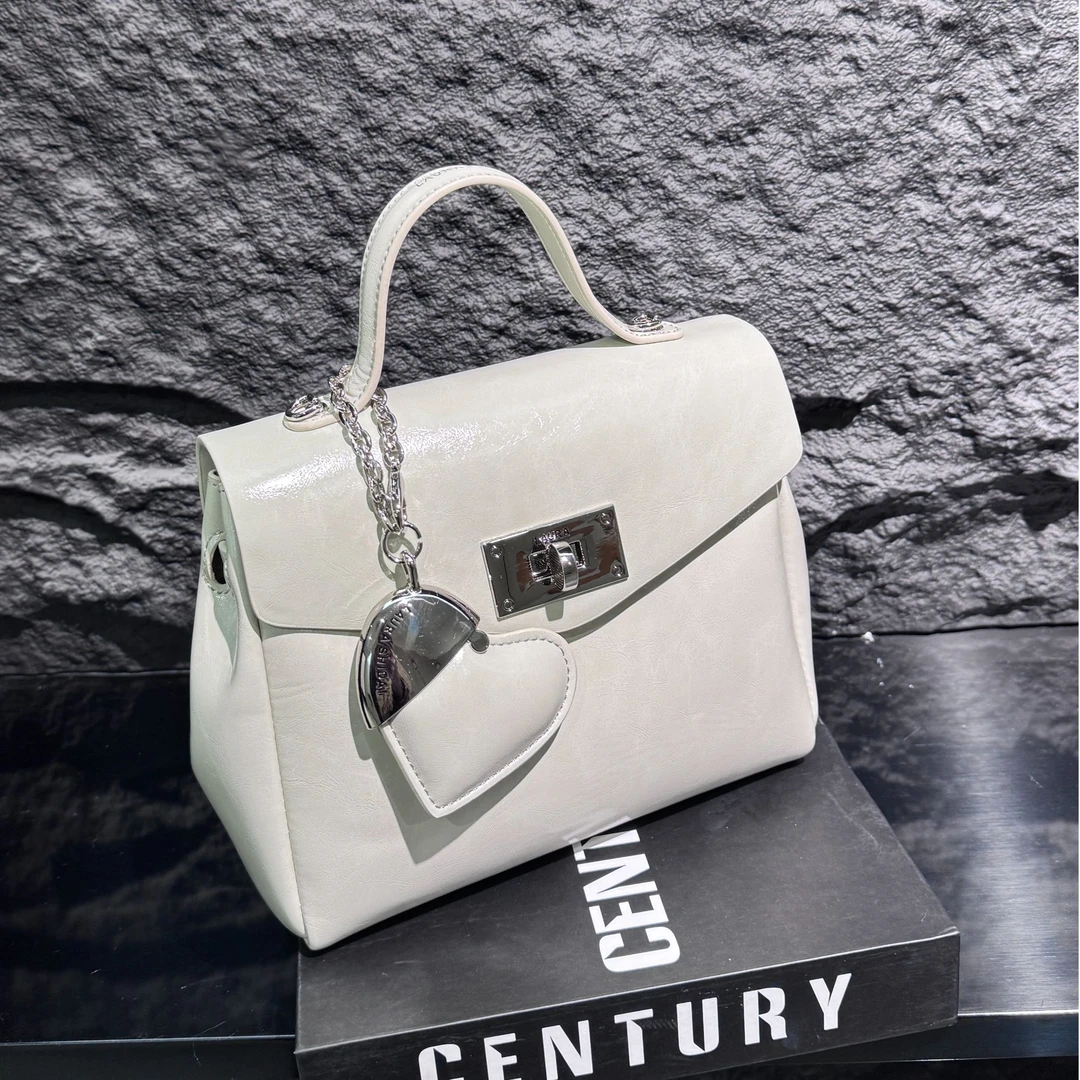 【RAIN·CUN】轻奢桃心挂件手提小托特包 SD-5377-青柠薄荷