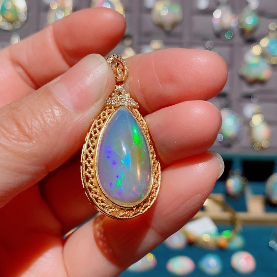 欧泊欧泊吊坠银S925镶嵌