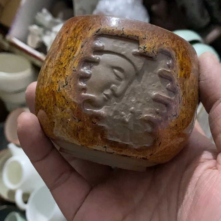 陶瓷艺术品及陶瓷壶