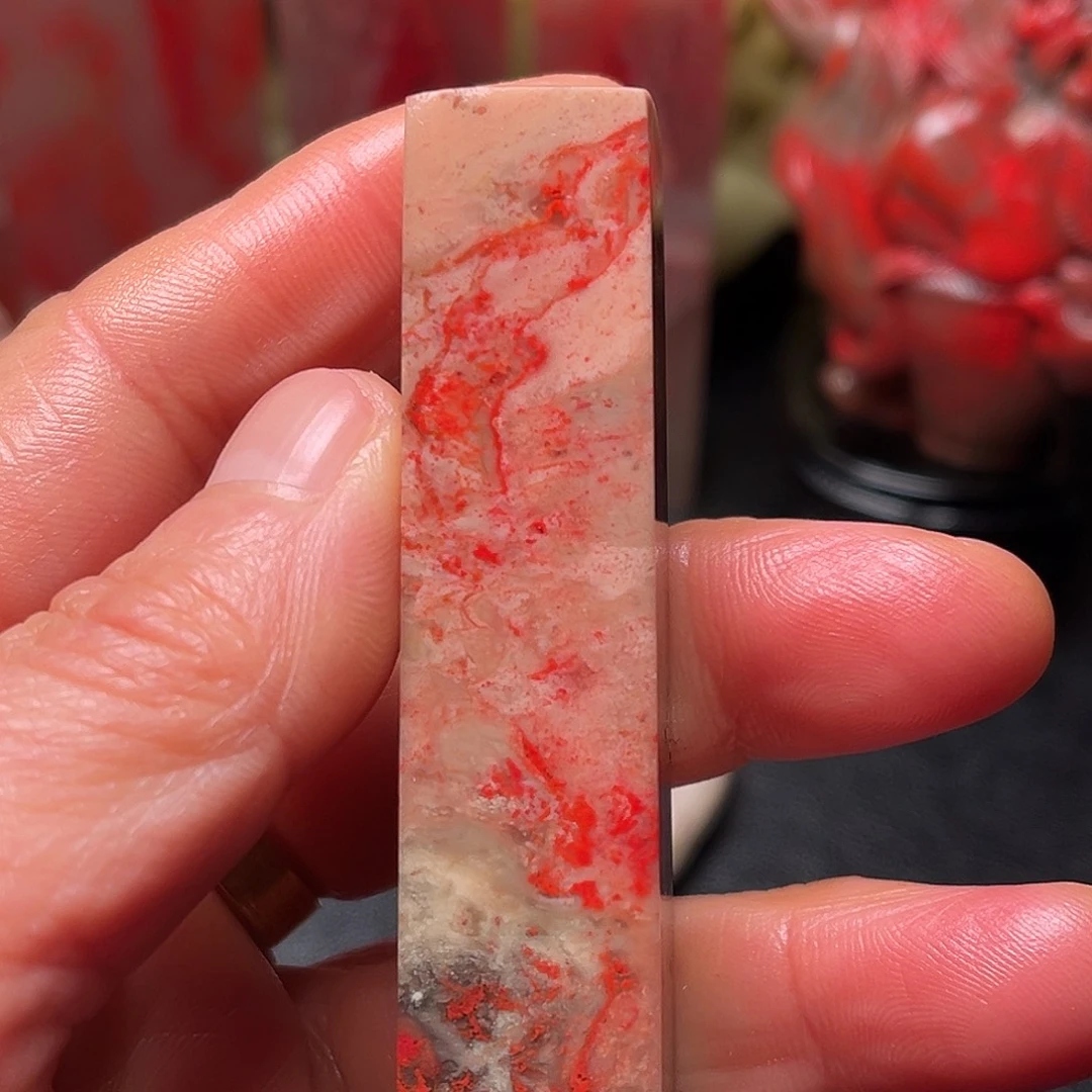 潘***刻昌化石昌化鸡血石