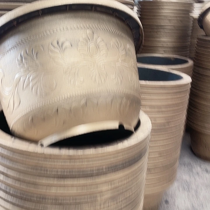 圆78两个有孔金色的