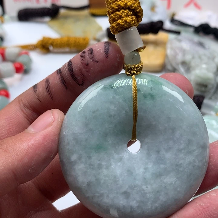 颈饰未镶嵌翡翠保真天然a货翡翠