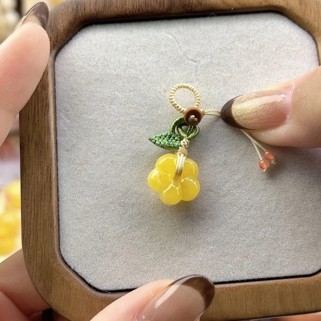 琥珀珠宝奇石未镶嵌花花挂