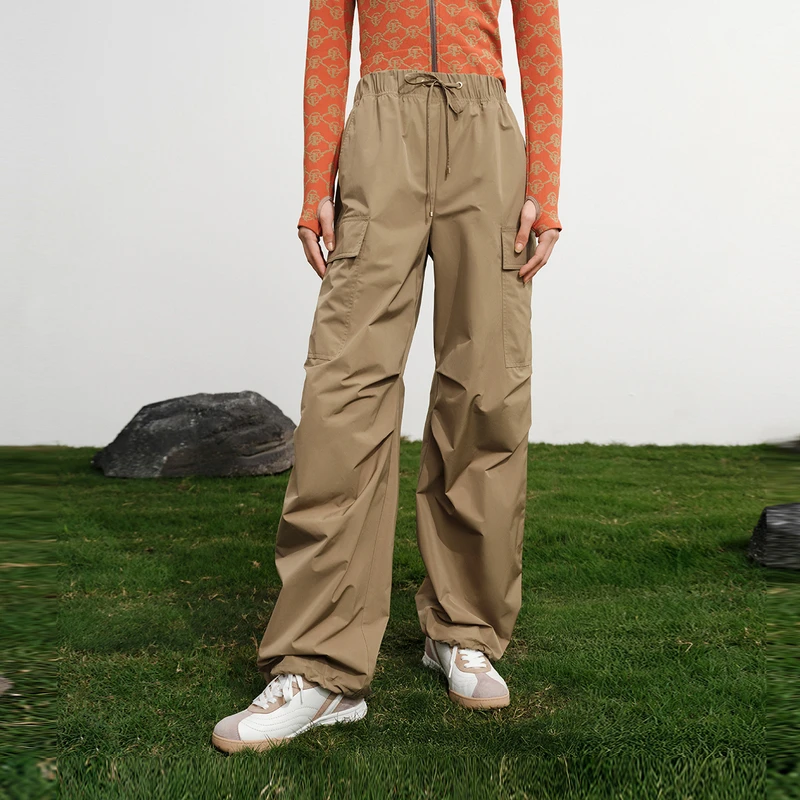 EP雅莹2025早秋新款女装 卡其色抽绳宽松工装裤运动休闲裤6490A