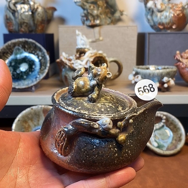 瓷片我们的确是一个人的