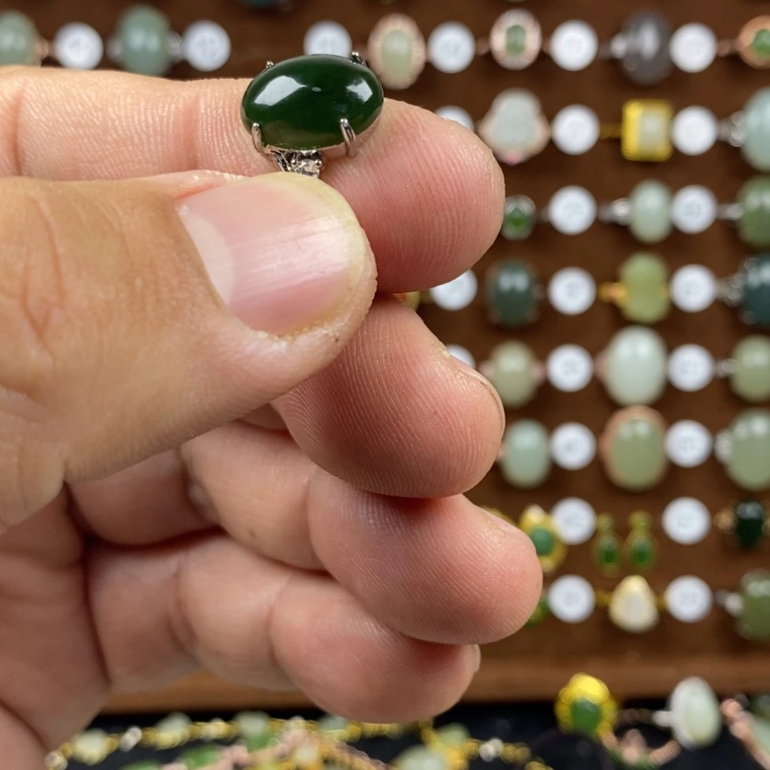 和田玉（碧玉）戒指合金