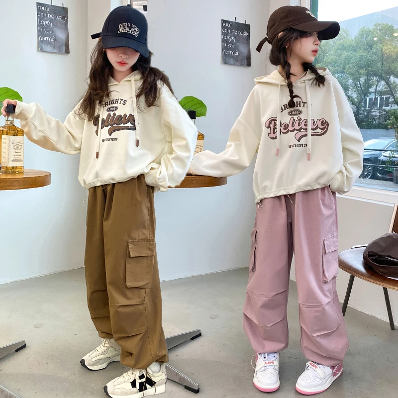 女童2025新款中大童洋气韩版英文印花连帽卫衣工装裤套装
