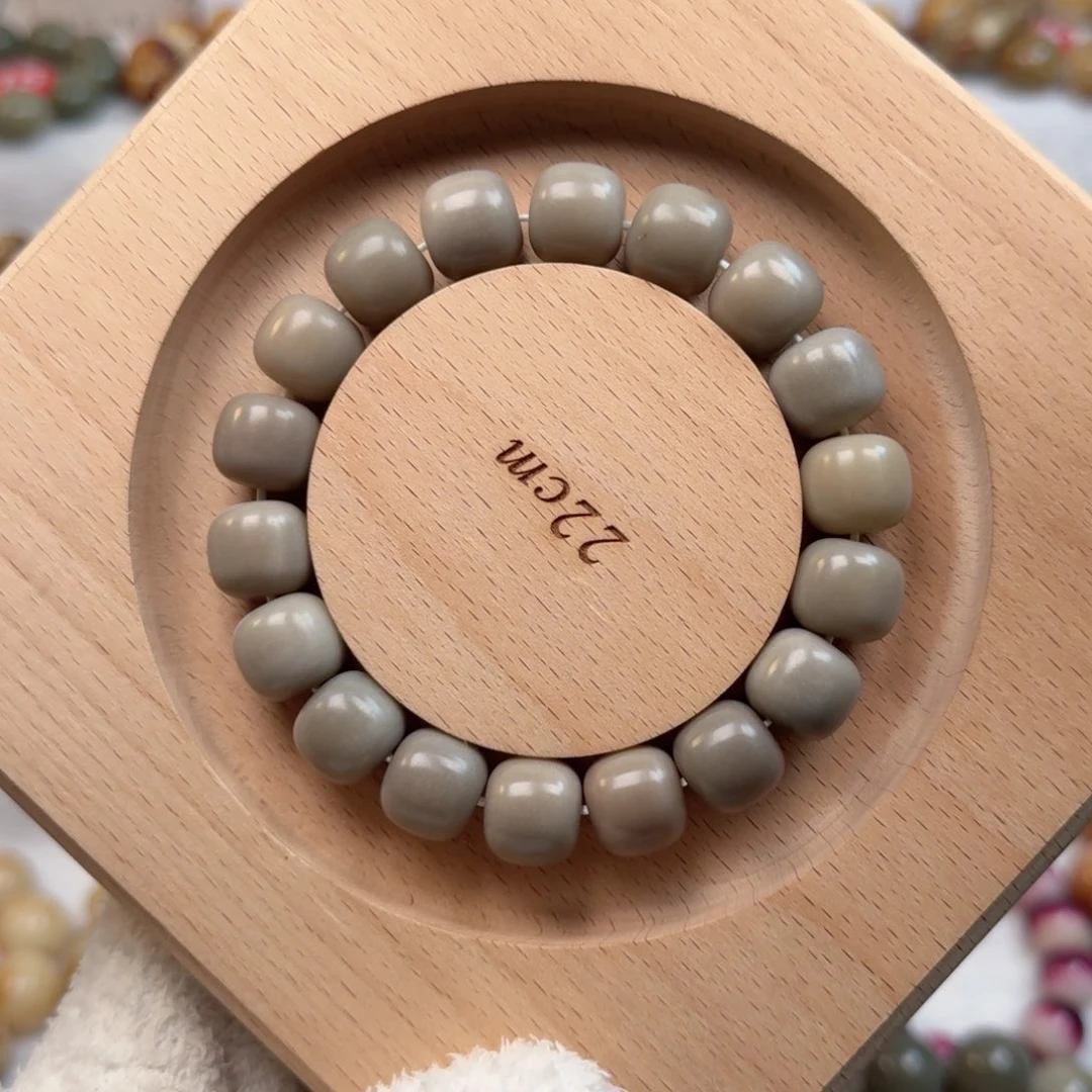 白玉菩提吊坠卡14手工干磨老型海盐