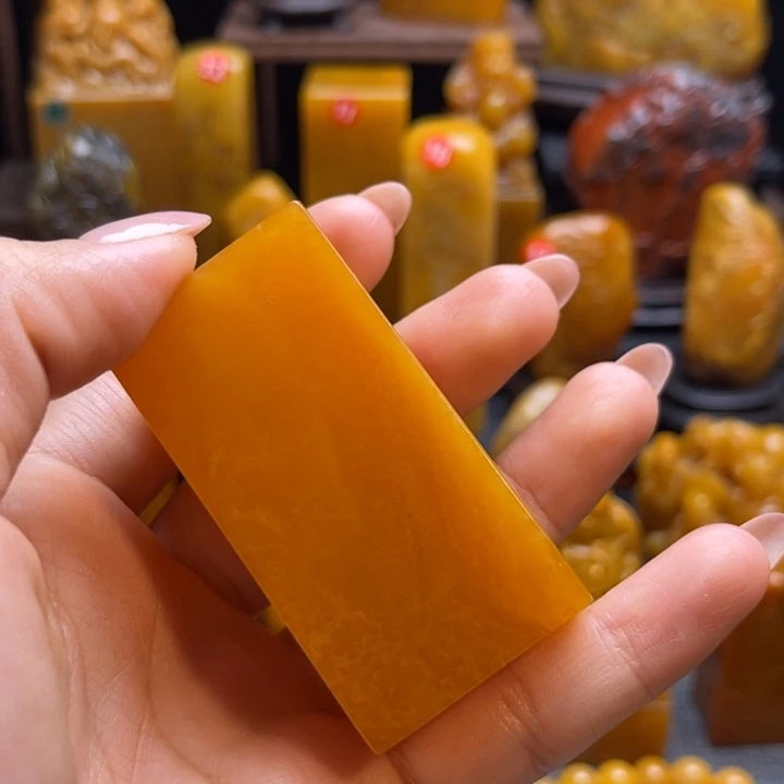 寿山石东*。17728369663