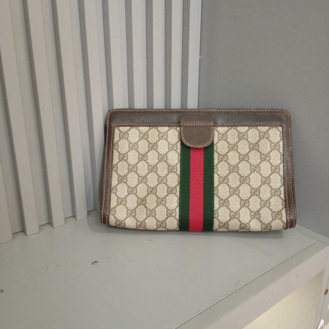 95新 GUCCI/古驰 兔兔奢轩轩/古驰手拿包/19012