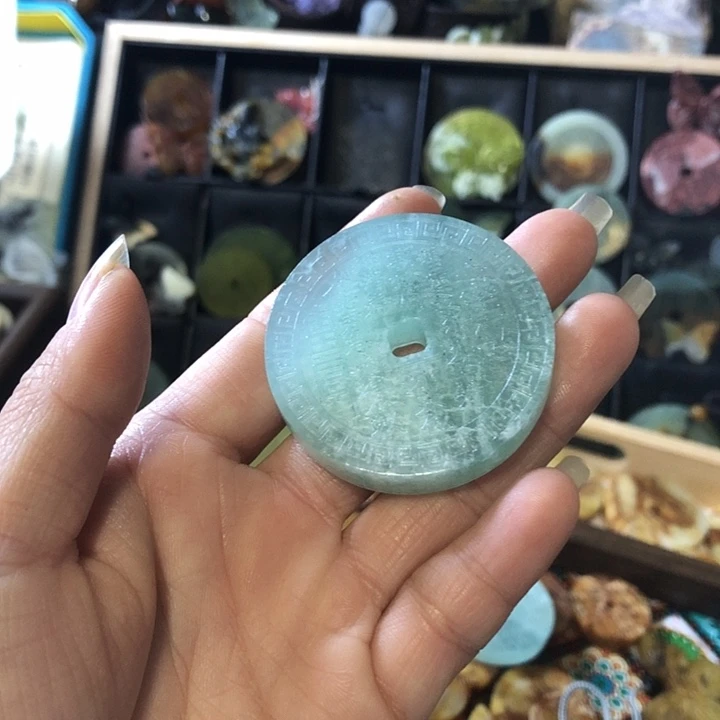 玄***岫玉未镶嵌岫玉挂件