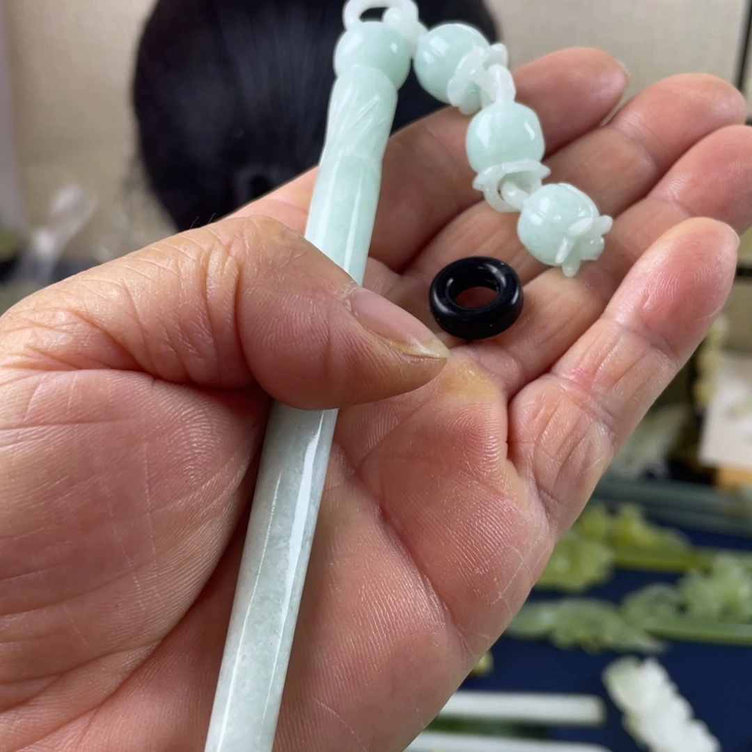 *****未镶嵌蛇纹石玉发饰