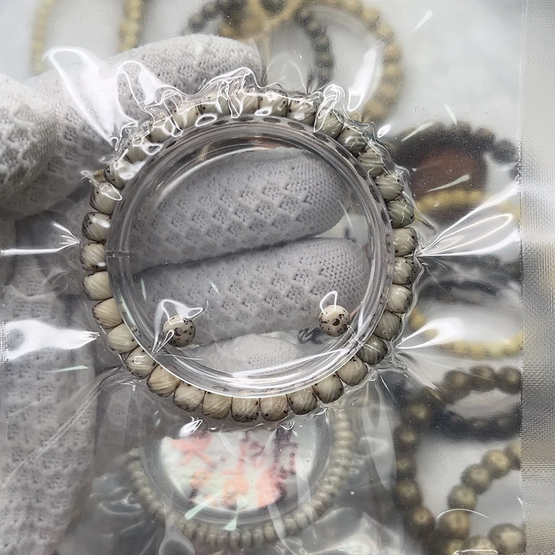 星月菩提吊坠拉丝无相河豚