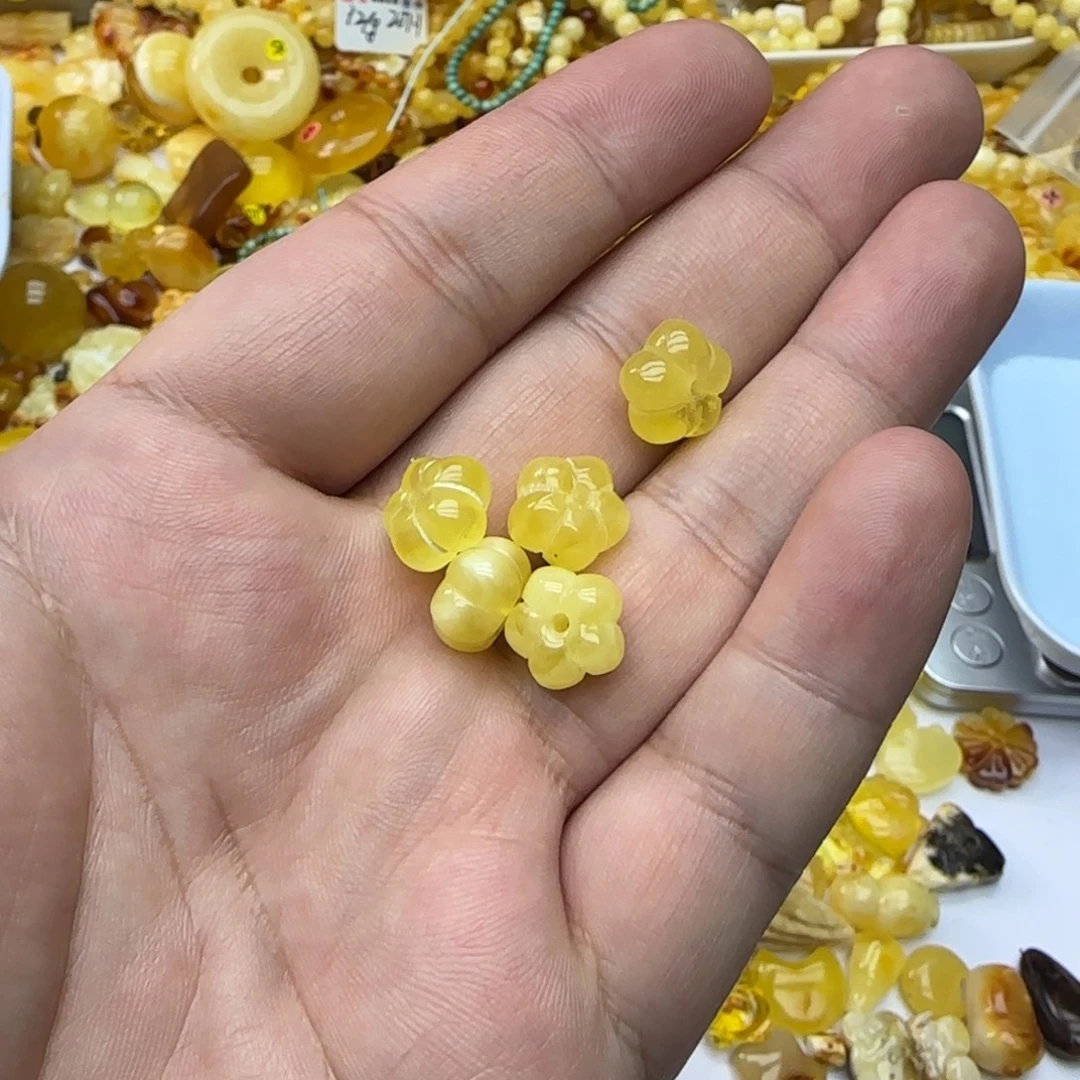 琥珀未镶嵌裸石花一个随机发