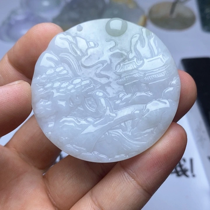翡翠未镶嵌颈饰翡翠