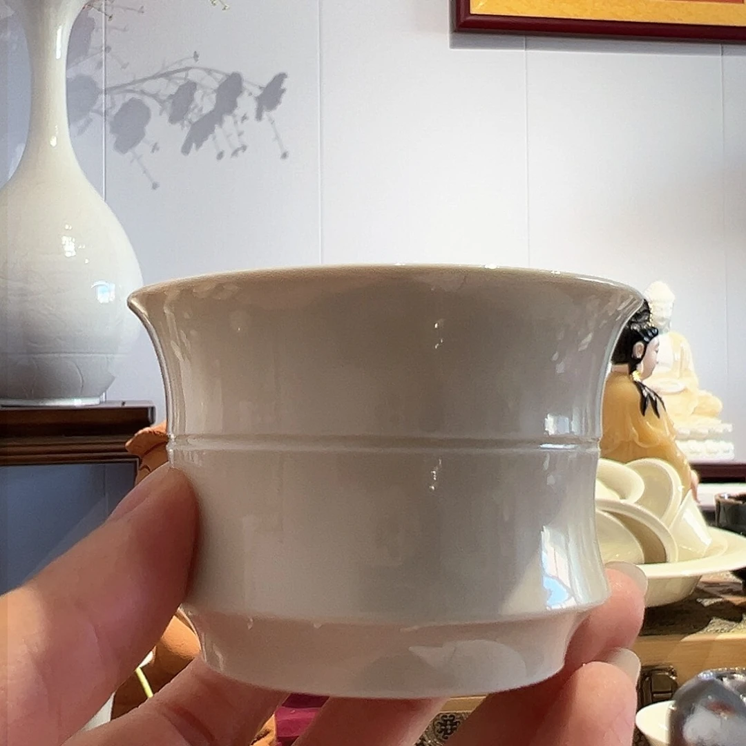 象牙色纯手工制作定瓷