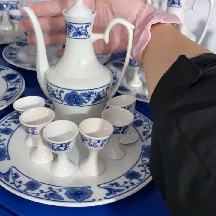 瓷片十厂釉中青花酒具