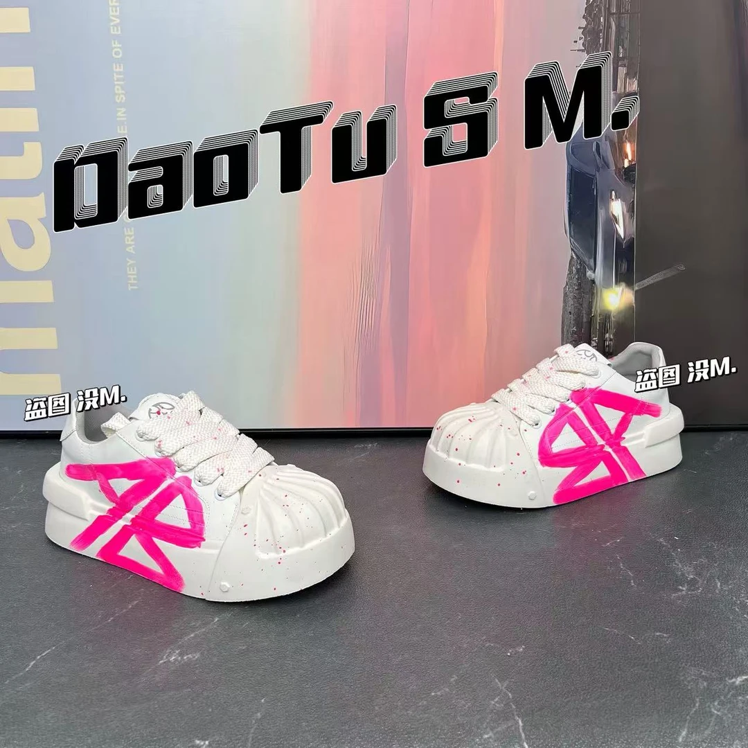 2025年新款潮流百搭时尚增高厚底贝壳头男士休闲涂鸦喷墨男鞋板鞋