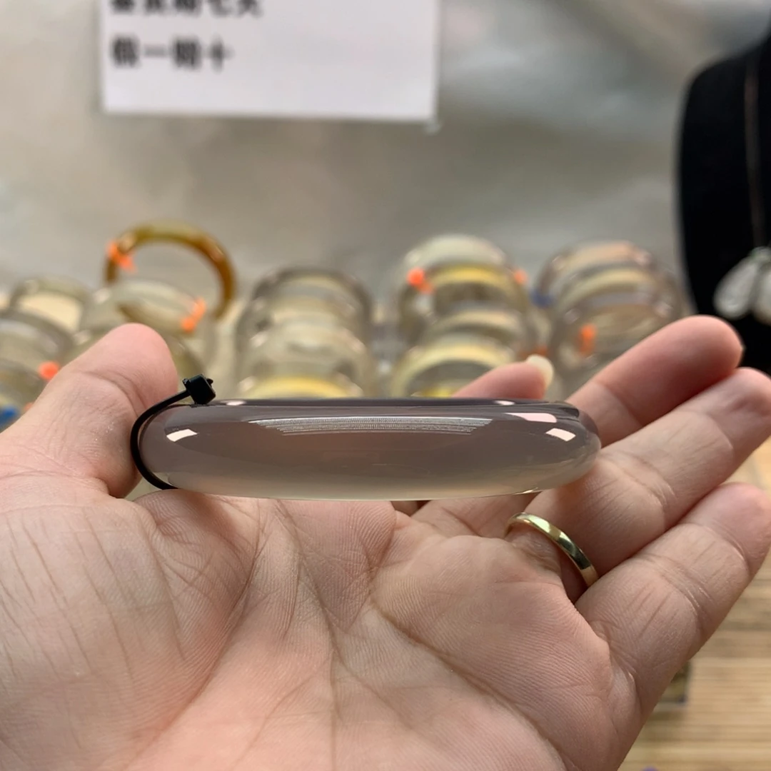 手镯玛瑙/玉髓未镶嵌﹌***呀