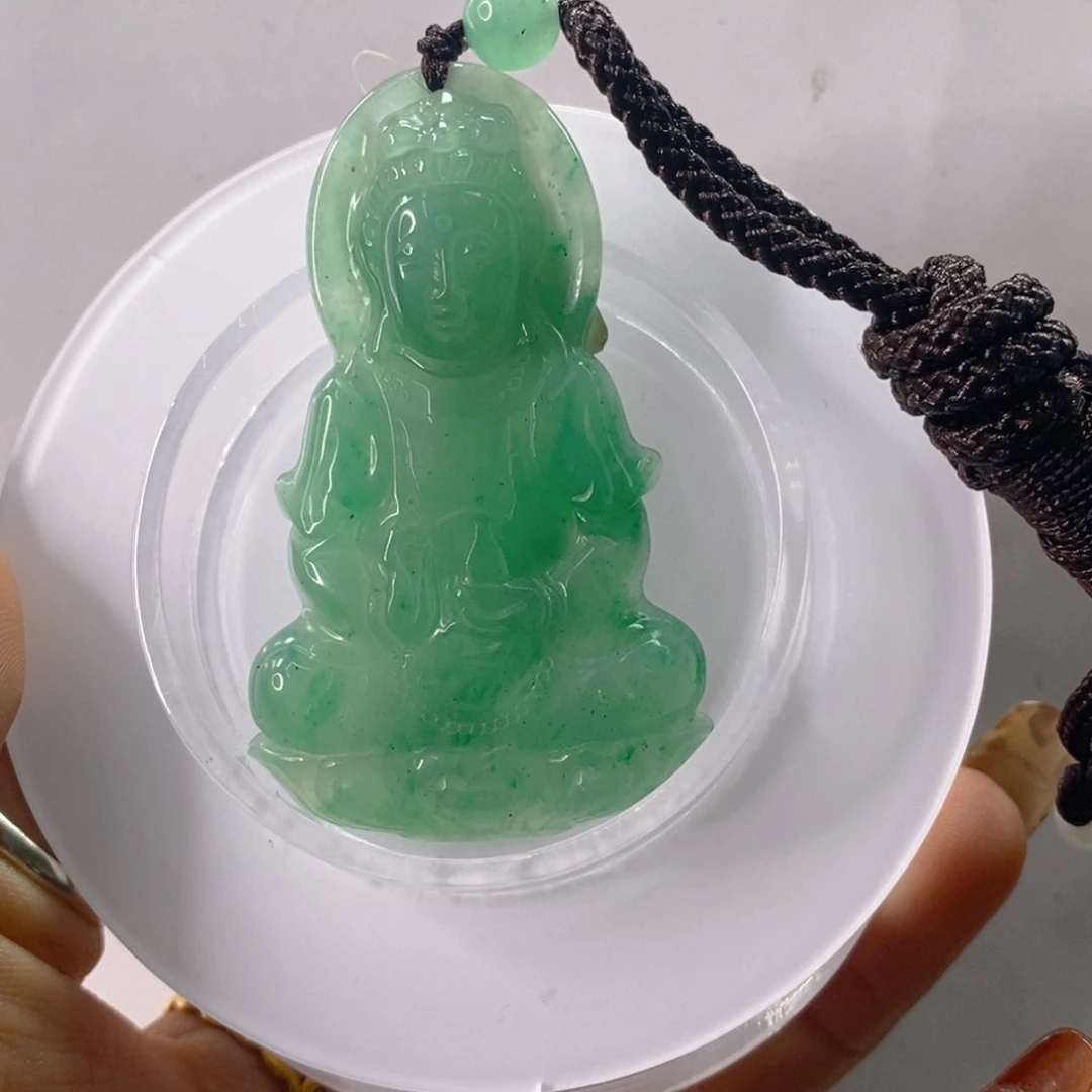 石英质玉未镶嵌颈饰