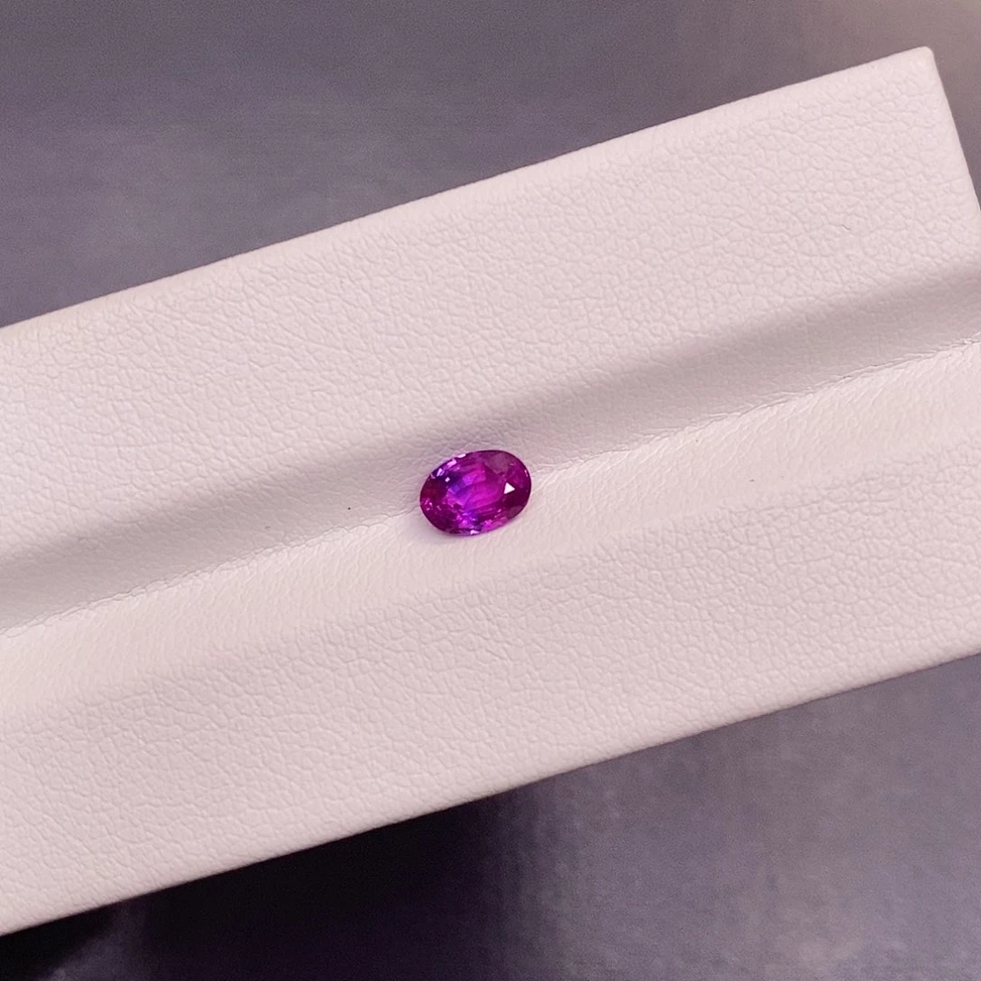 裸石蓝宝石0.67克拉